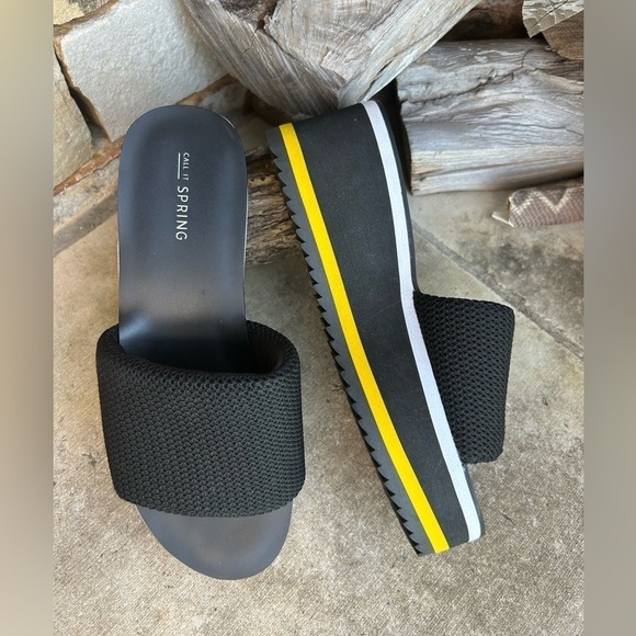 Call It Spring Macy’s Larelasien platform slip on sports sandals Sz-7.5   A - Picture 2 of 7